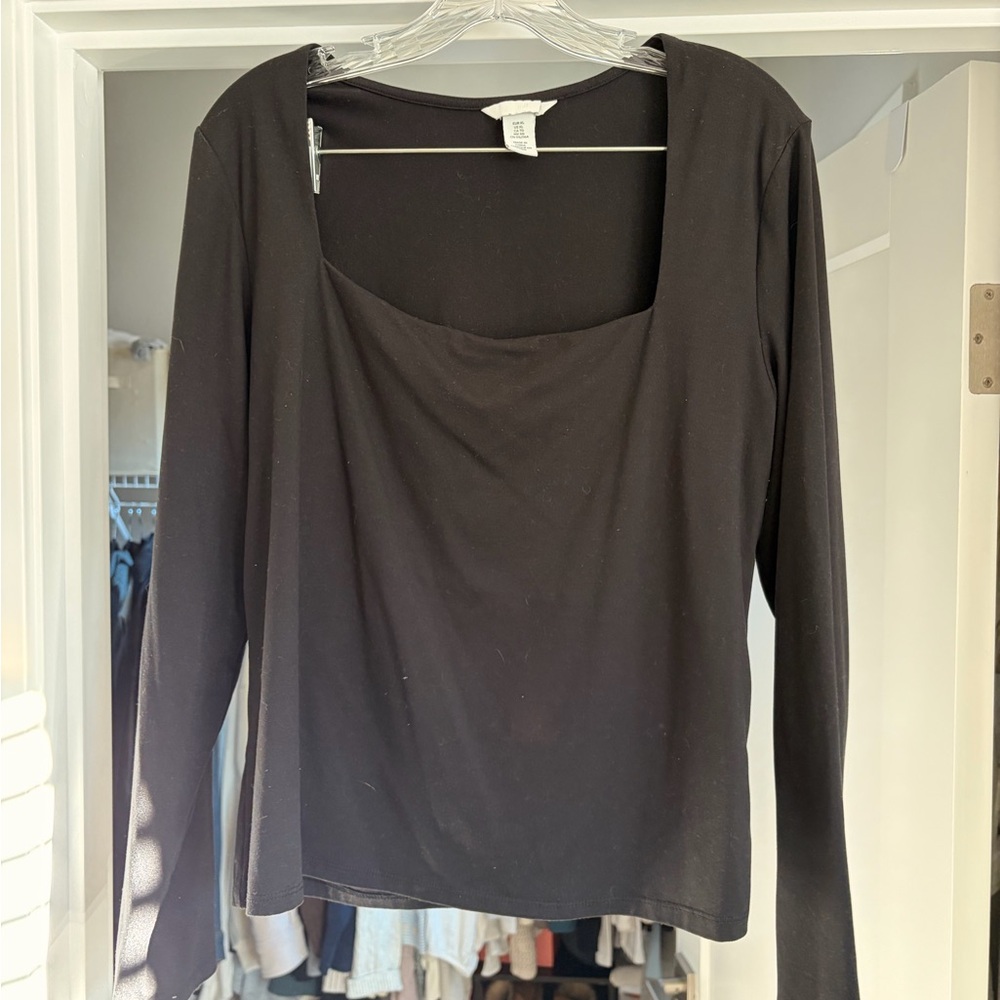 2 for 1 super soft H&M Long Sleeves - Picture 5 of 6